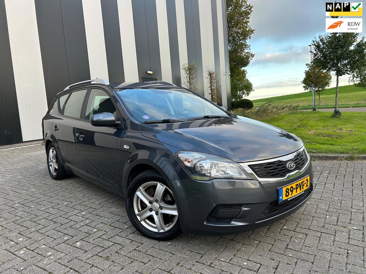 Kia Cee'd - 1.4 CVVT X-tra 2e Eigenaar-Airco-Trekhaak-Elekpakket - AutoWereld.nl