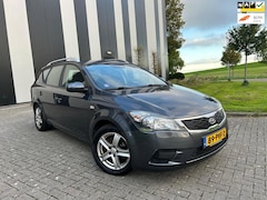 Kia Cee'd - 1.4 CVVT X-tra 2e Eigenaar-Airco-Trekhaak-Elekpakket