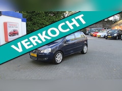 Volkswagen Polo - 1.4-16V Trendline