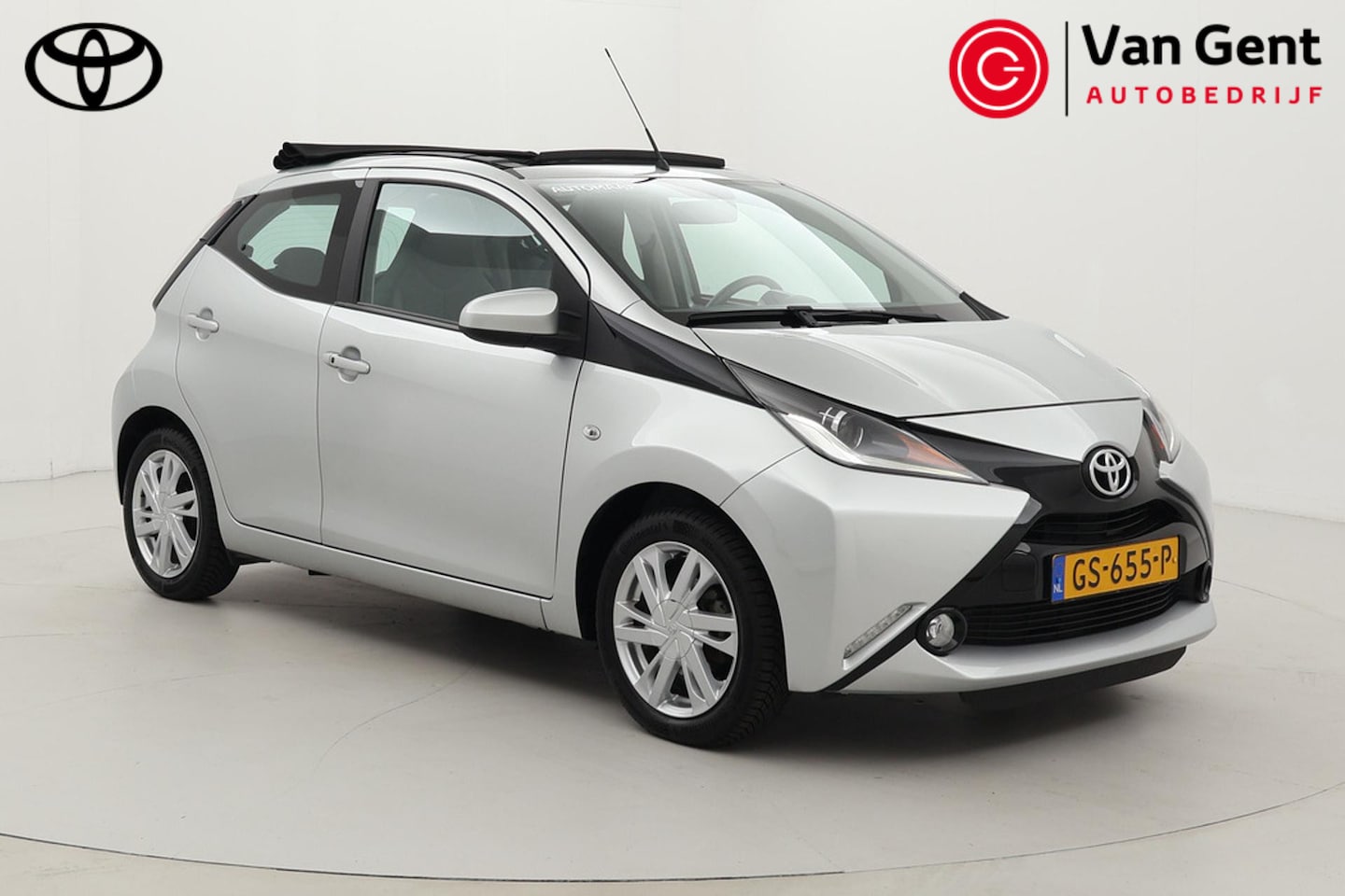 Toyota Aygo - 1.0 VVT-i x-wave | Elektrisch vouwdak | Fietsensteun | Navigatie | Keyless | Cruise Contro - AutoWereld.nl