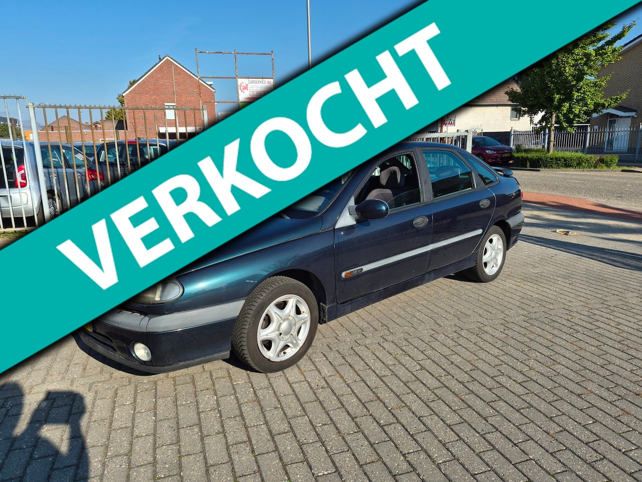 Renault Laguna - 1.6-16V RXI 1.6-16V RXI - AutoWereld.nl