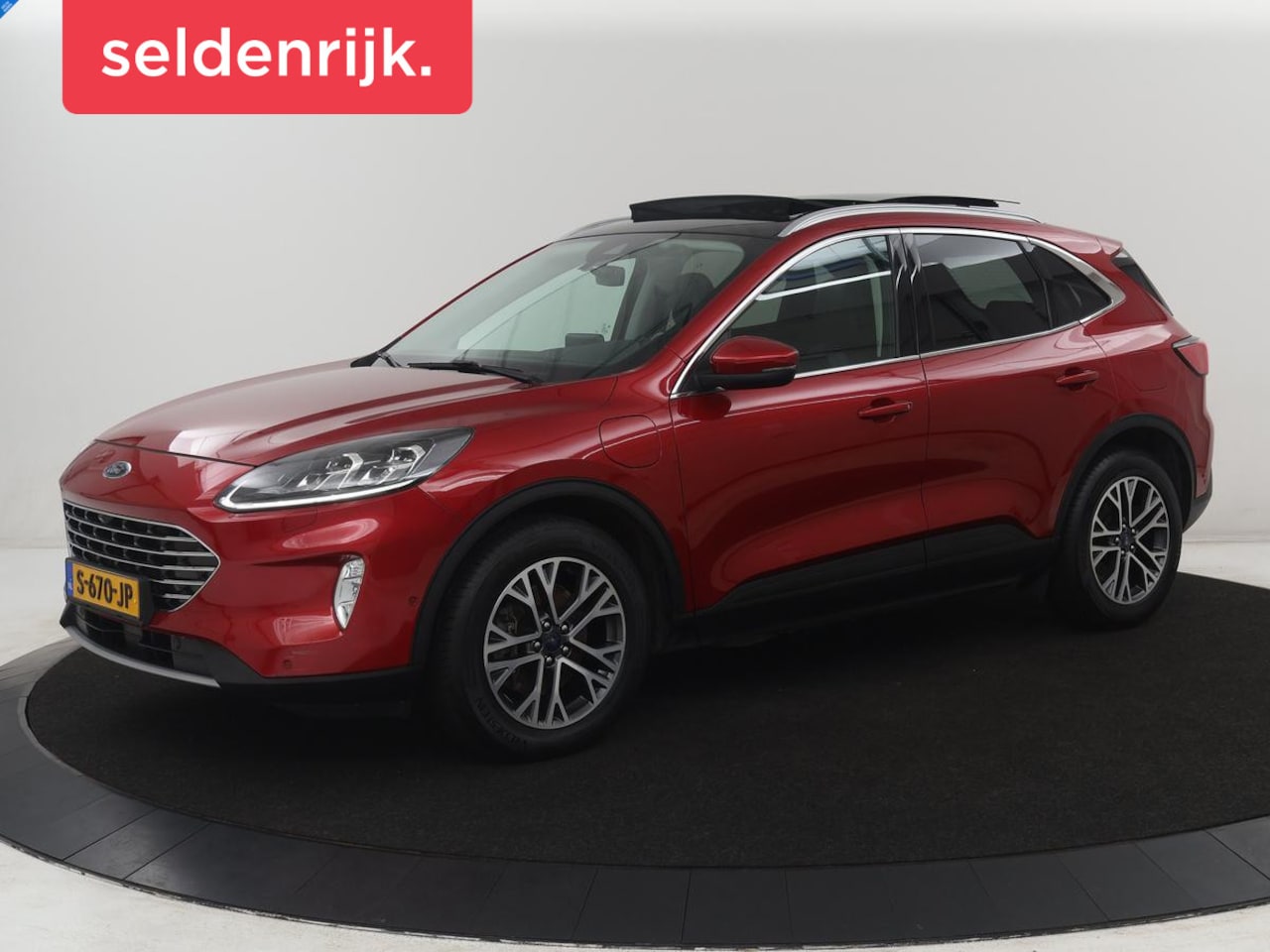 Ford Kuga - 2.5 PHEV ST-Line X | SOH 85,7 % | Trekhaak | Navigatie | LED | Apple Carplay | Pano.Dak | - AutoWereld.nl