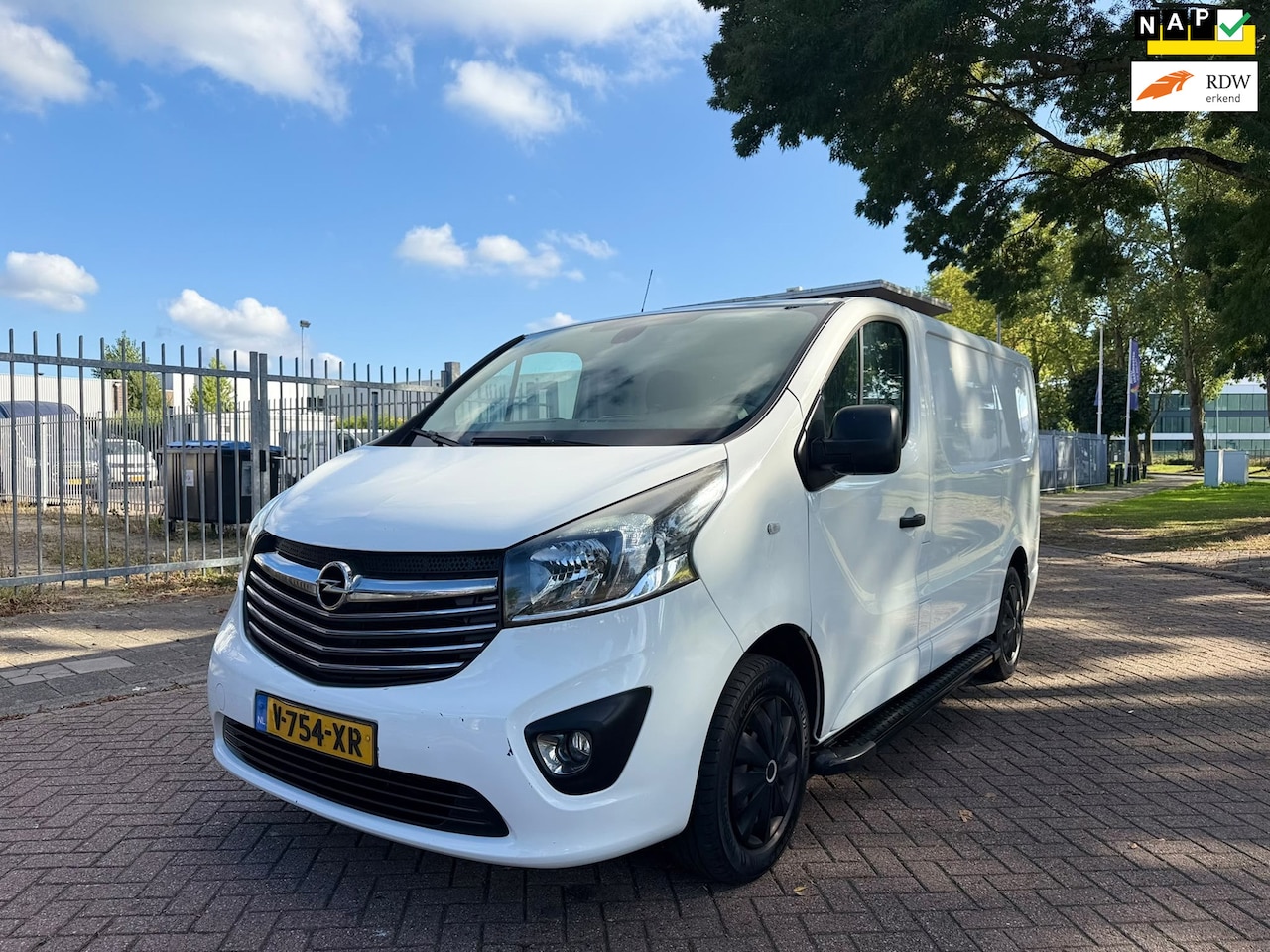 Opel Vivaro - 1.6 CDTI L1H1 Edition | Stoelverwarming | Camera | Sportstoelen - AutoWereld.nl