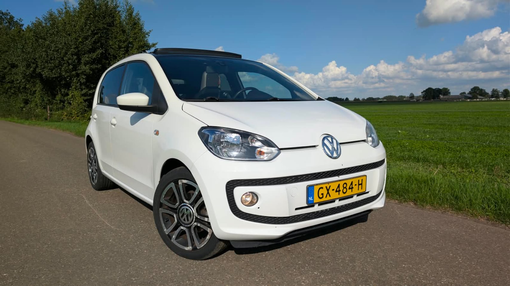 Volkswagen Up! - 1.0 high up! BlueMotion APK tot 21-10-2027 - AutoWereld.nl