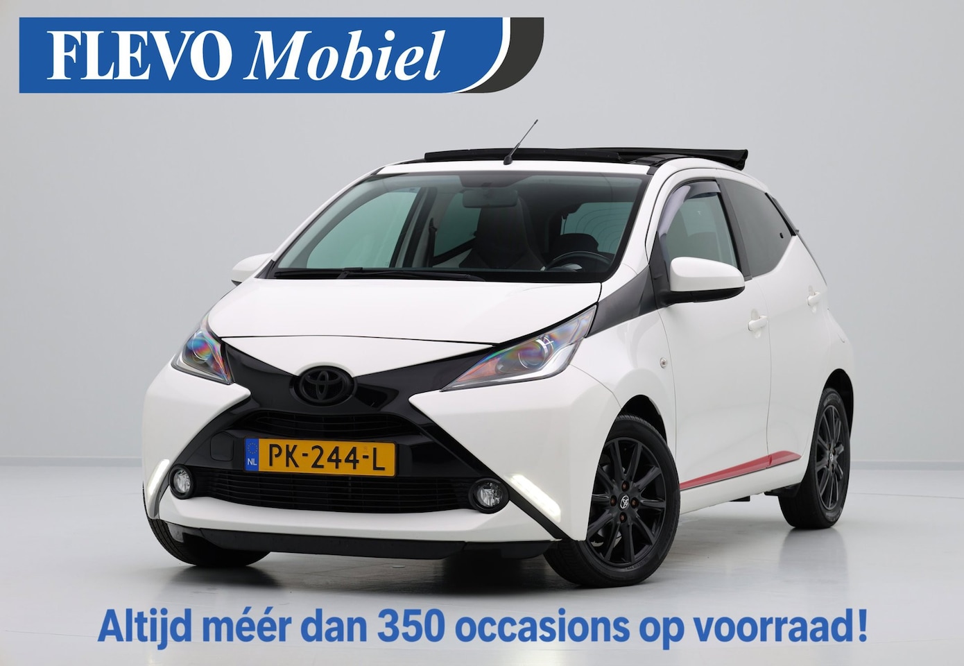 Toyota Aygo - 1.0 VVT-i x-wave 5-drs Aut. Vouwdak / Cabrio Navi|Cam|Airco|LMV - AutoWereld.nl