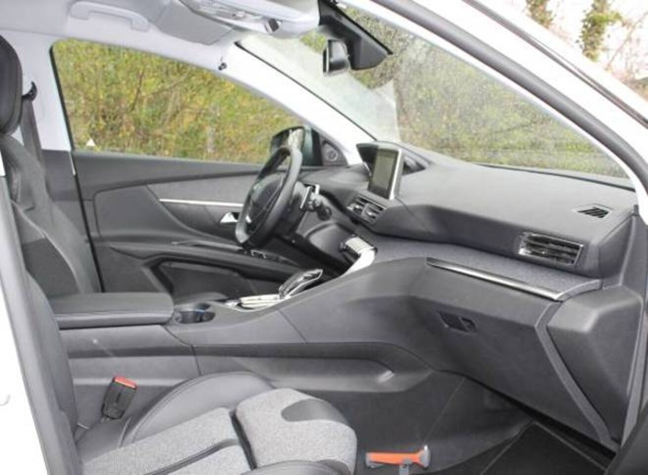 Peugeot 5008 - 1.2 PureTech 130pk S&S EAT8 Blue Lease Premium