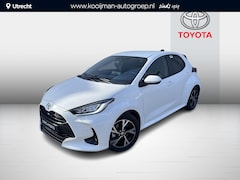 Toyota Yaris - 1.5 Hybrid 115 Dynamic €2.900 KORTING , VOORRAAD , SNEL RIJDEN