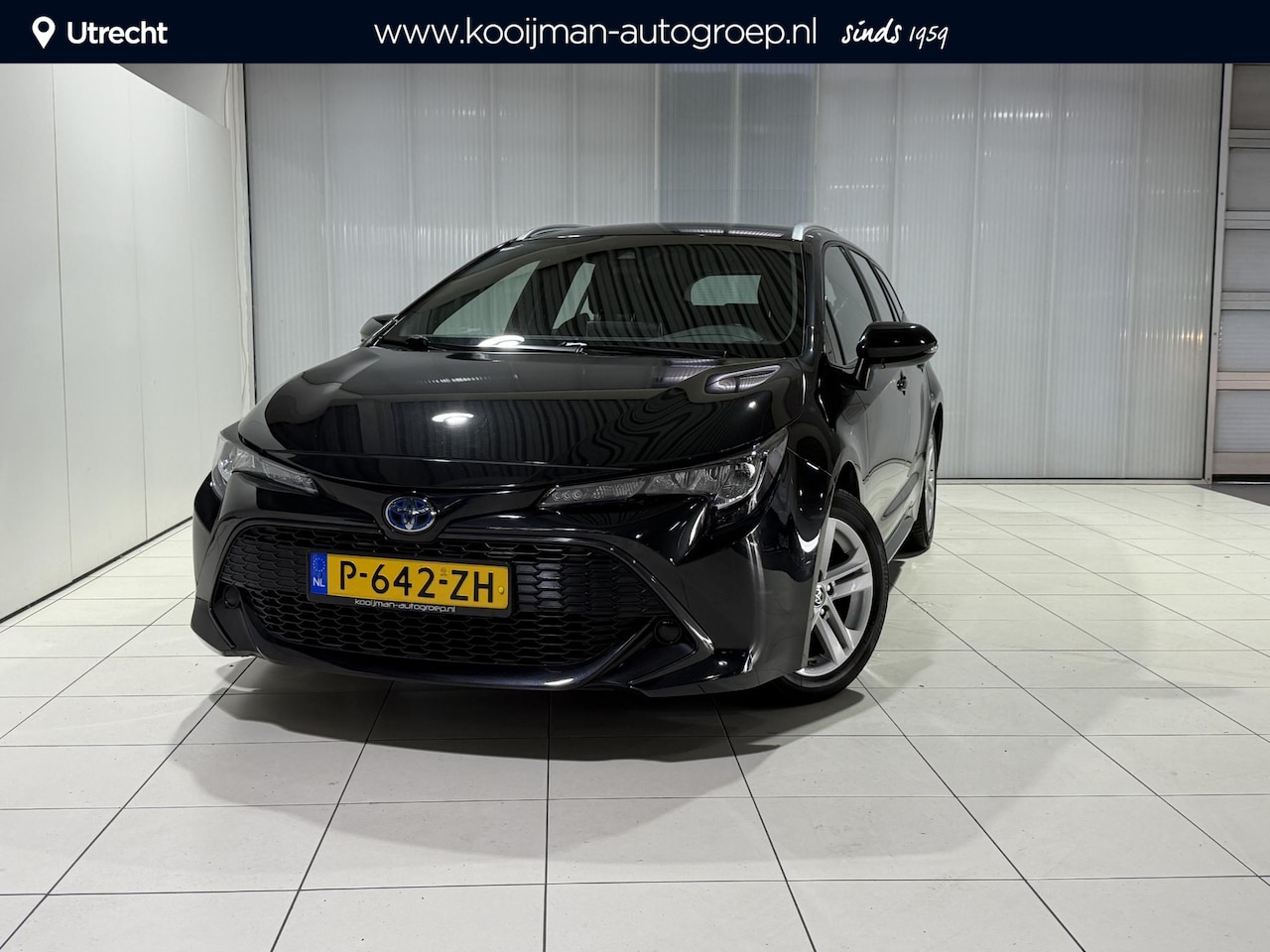 Toyota Corolla Touring Sports - 1.8 Hybrid Business Camera, Applecarplay/android auto, BTW auto, Orgineel NL auto, 1e eige - AutoWereld.nl