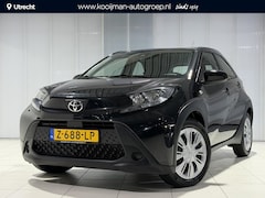 Toyota Aygo X - 1.0 VVT-i MT Play All season banden , AppleCarplay/Android Auto , Camera , Adaptieve cruis