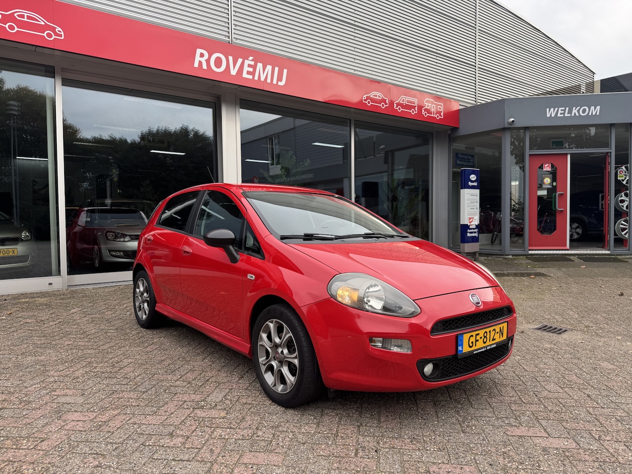 Fiat Punto Evo - 0.9 TwinAir Lounge Cruise, Clima, LM velgen, Parkeersensoren. - AutoWereld.nl