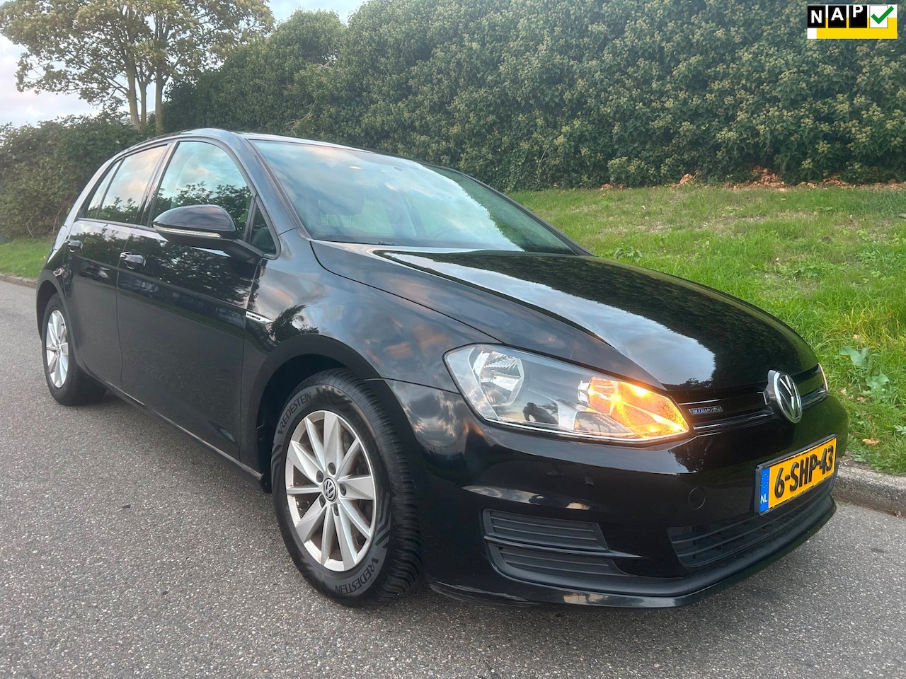 Volkswagen Golf - 1.6 TDI BlueMotion - 168.000 km nap - AutoWereld.nl