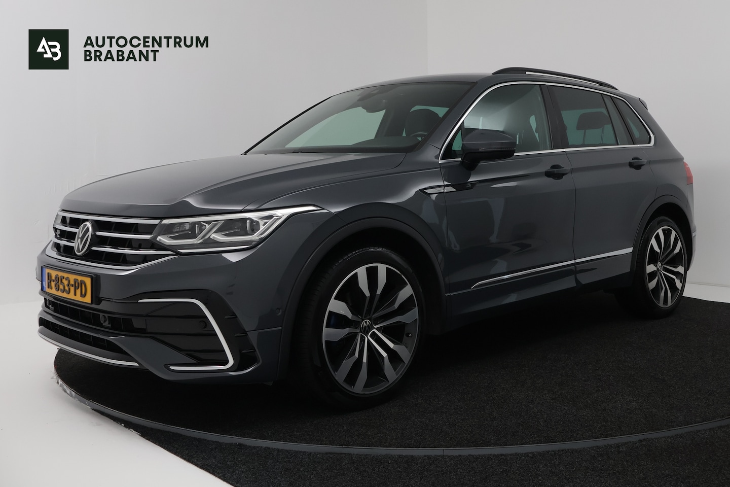 Volkswagen Tiguan - 1.5 TSI R-Line Business+ (STOELVERWARMING, CRUISE ADAPTIEF, DIGITALE COCKPIT) - AutoWereld.nl