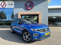 Volkswagen T-Roc - 1.5 TSI 150pk DSG R-line Sport | Trekhaak | Camera | Keyless | Elek. Achterklep | Virtual
