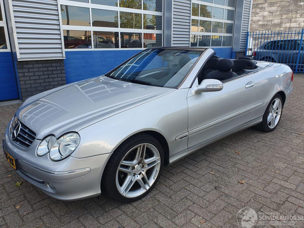 Mercedes-Benz CLK-klasse Cabrio - 240 Elegance Automaat - AutoWereld.nl