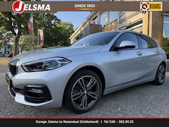 BMW 1-serie - 118i Executive 140pk Aut., Sport-line | Clima | Navi & CarPlay | Pdc