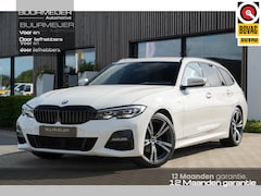 BMW 3-serie Touring - 318i High Executive M | M Pakket | Sportonderstel | Sfeerverlichting | Shadow Line | Stoel