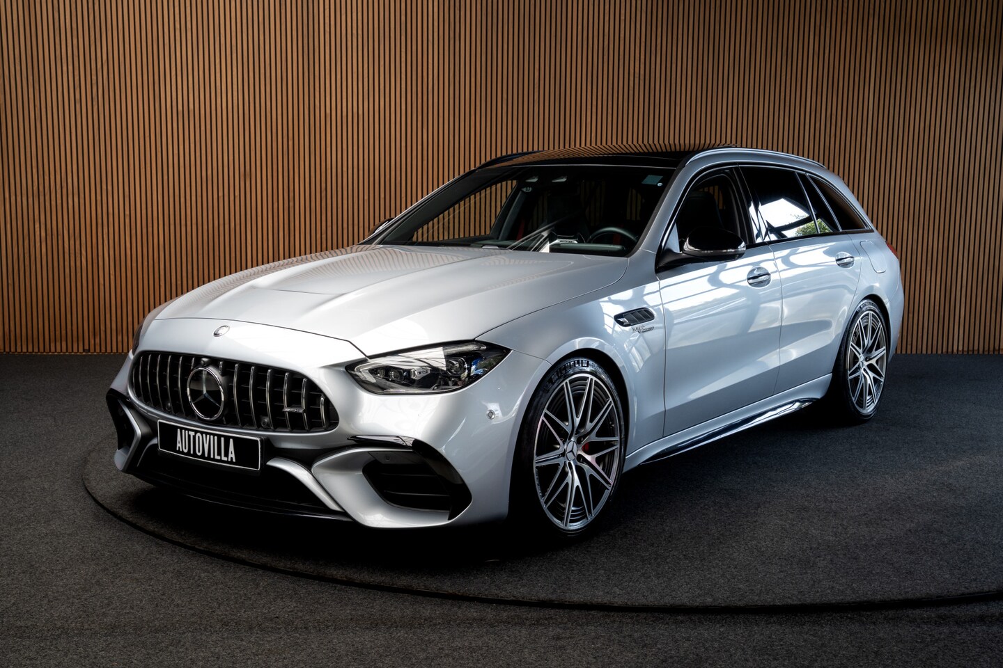 Mercedes-Benz C-klasse Estate - AMG 63 SE Performance Pano HUD Schaalstoelen Burmester 360° Camera Distronic Plus Memory - AutoWereld.nl