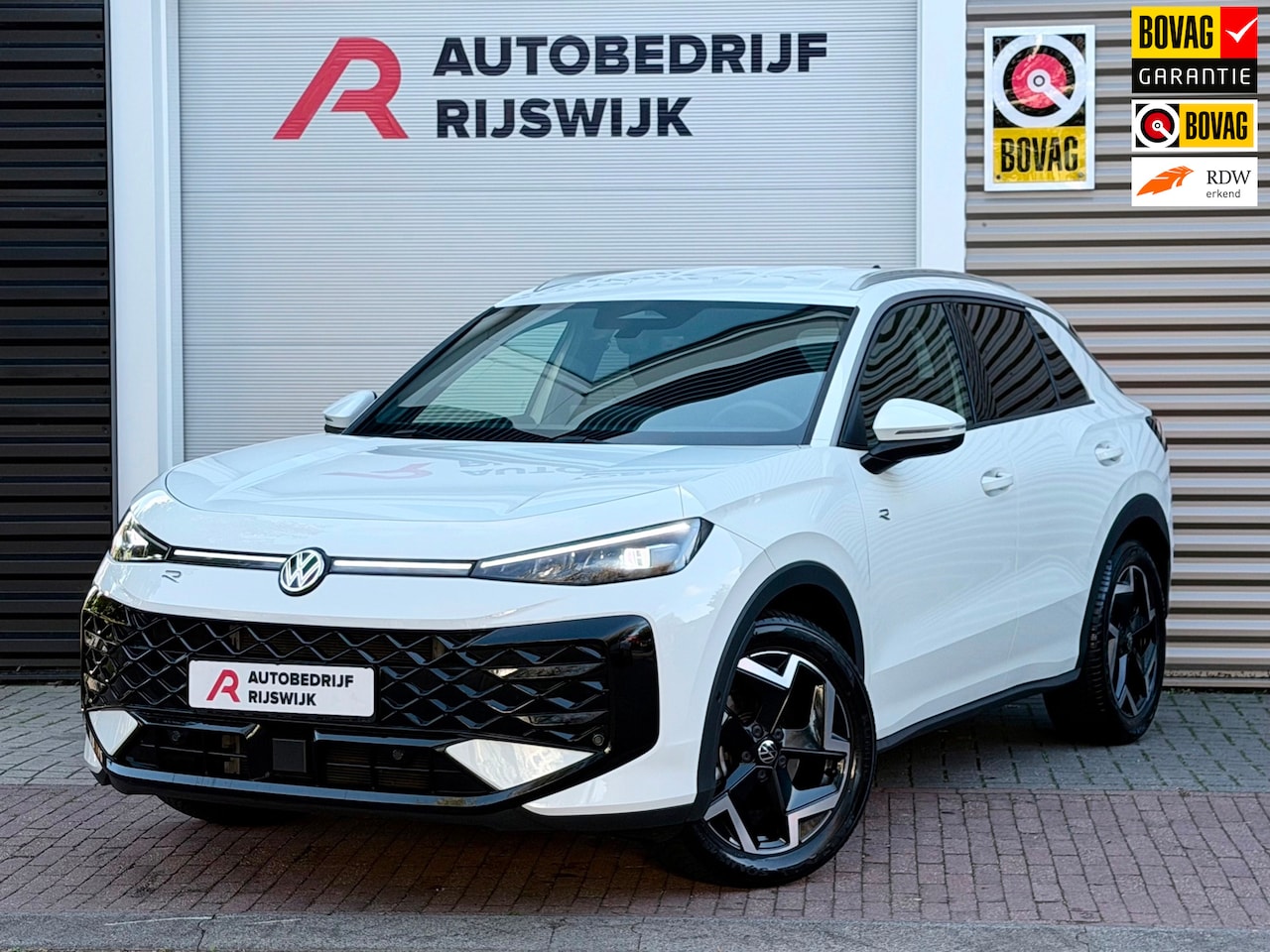 Volkswagen T-Roc - 1.5 eTSI R-Line Matrix/Blindspot/Camera - AutoWereld.nl
