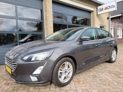 Ford Focus - 1.0 Turbo 125pk 5 drs Business Edition apple carplay xenon