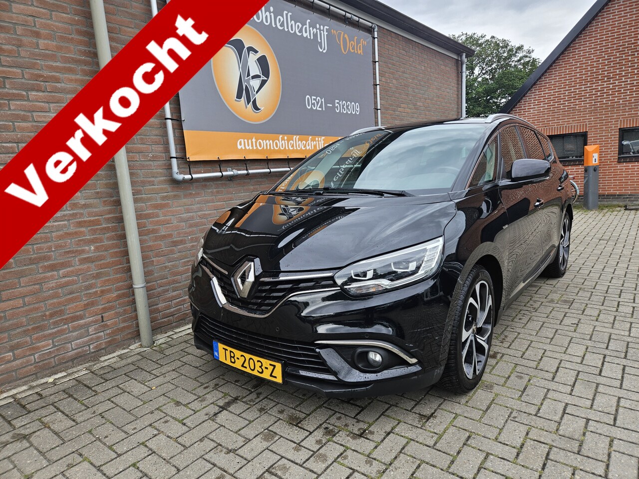 Renault Grand Scénic - 1.3 TCe Bose 7p. 1.3 TCe Bose 7p. (koppakking lek) - AutoWereld.nl