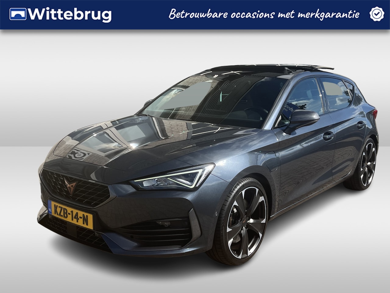 CUPRA Leon - 1.4 e-Hybrid VZ Performance / AUTOMAAT/ 245 PK/ PANO/ CAMERA/ PARK. SENSOREN/ DCC/ DODE HO - AutoWereld.nl