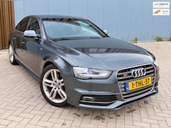 Audi A4 Limousine - 1.8 TFSI Business Edition/S-Line 101DKM//NAP/S4 Grille/Automaat