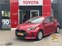 Toyota Yaris - 1.5 Hybrid 115 TREKHAAK ADAPTIEVE CRUISECONTROL PARKEERCAMERA