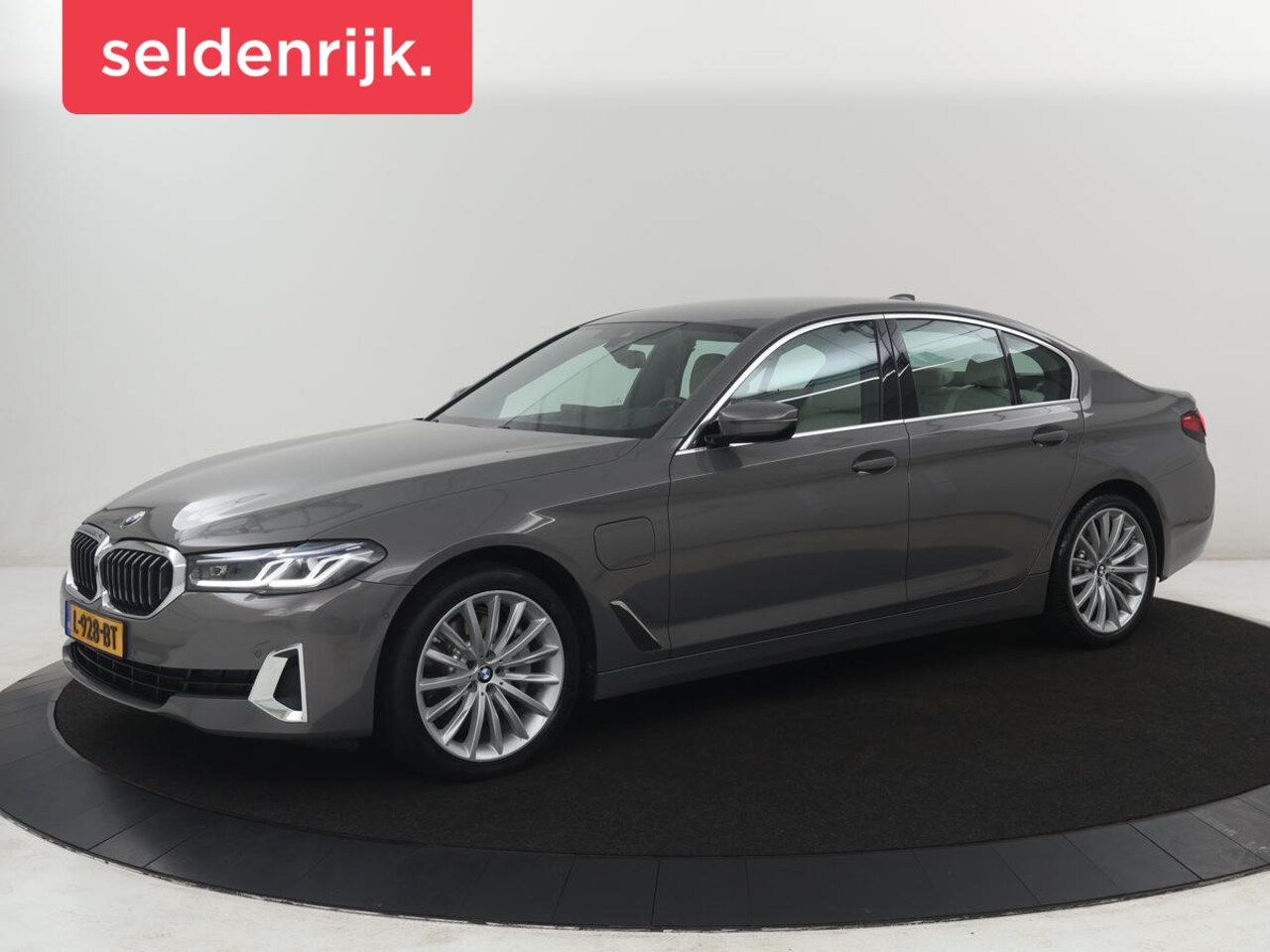 BMW 5-serie - 530e Business Edition Plus 530e Business Edition Plus - AutoWereld.nl