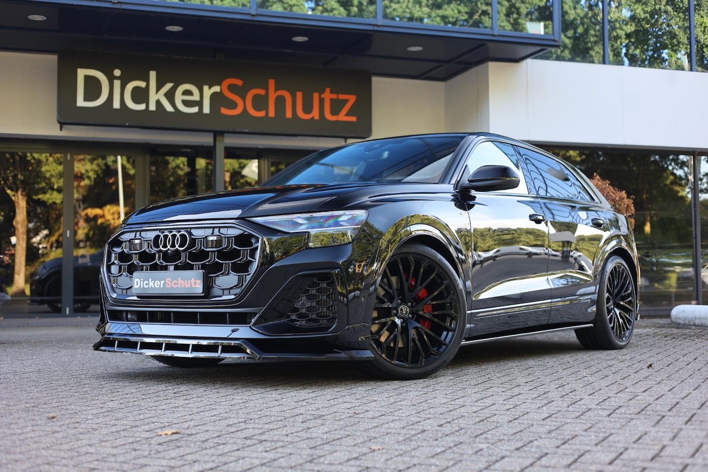 Audi Q8 - 60 TFSIe Competition Bodykit | Carbon | Vierwielb. | Massage | Pano | Trekhaak - AutoWereld.nl