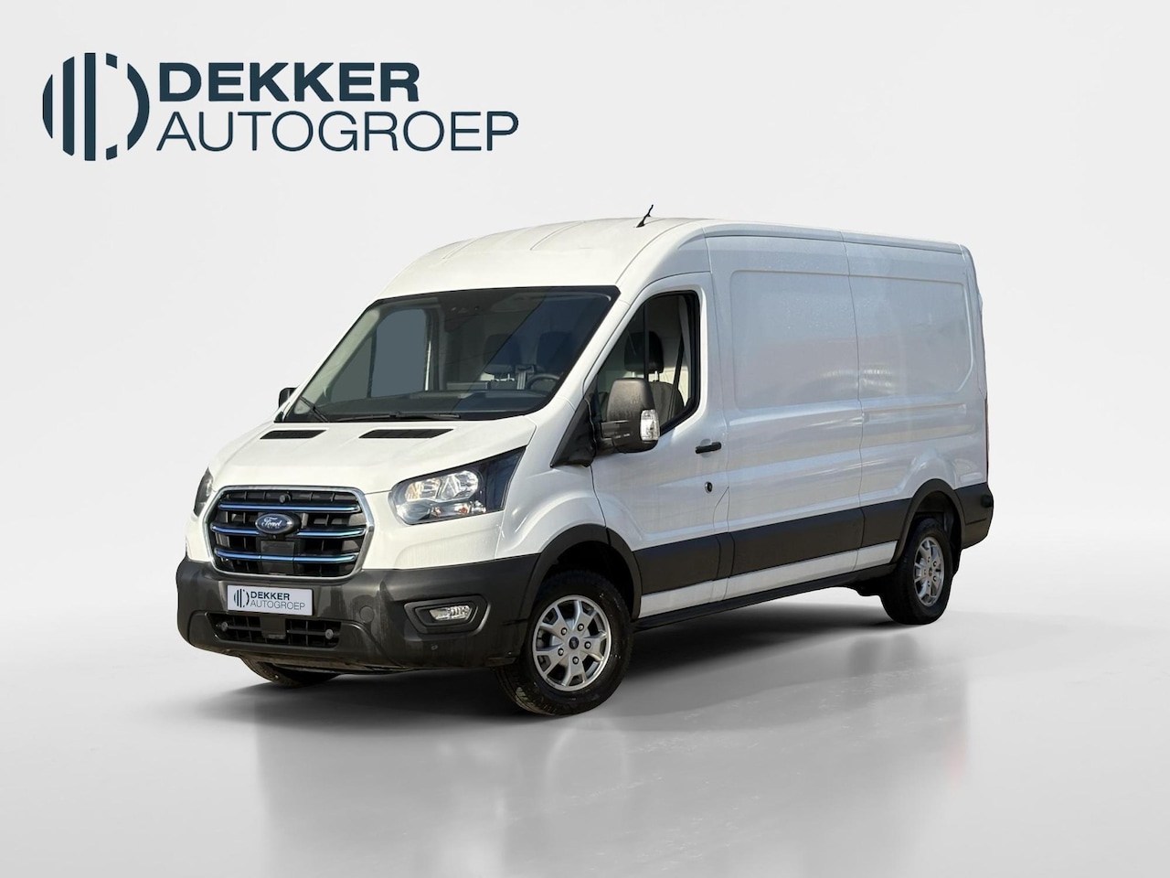 Ford E-Transit - 350 L3H2 Trend 68 kWh | 2,3 Kw omvormer | 360 camera | - AutoWereld.nl