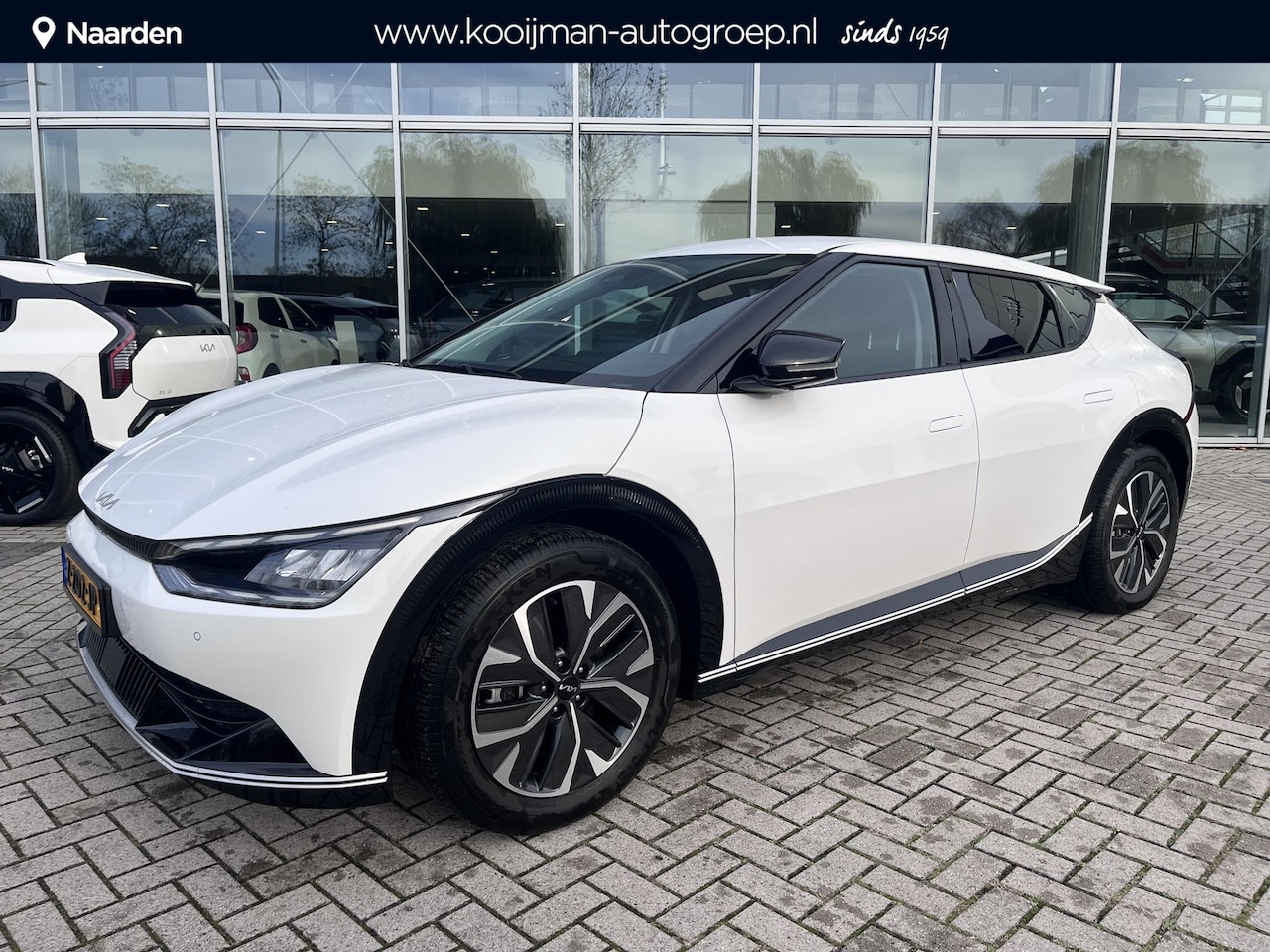 Kia EV6 - Plus 77.4 kWh | BTW | Stoel en Stuurverwarming | Elektrische stoelen incl. geheugenfunctie - AutoWereld.nl