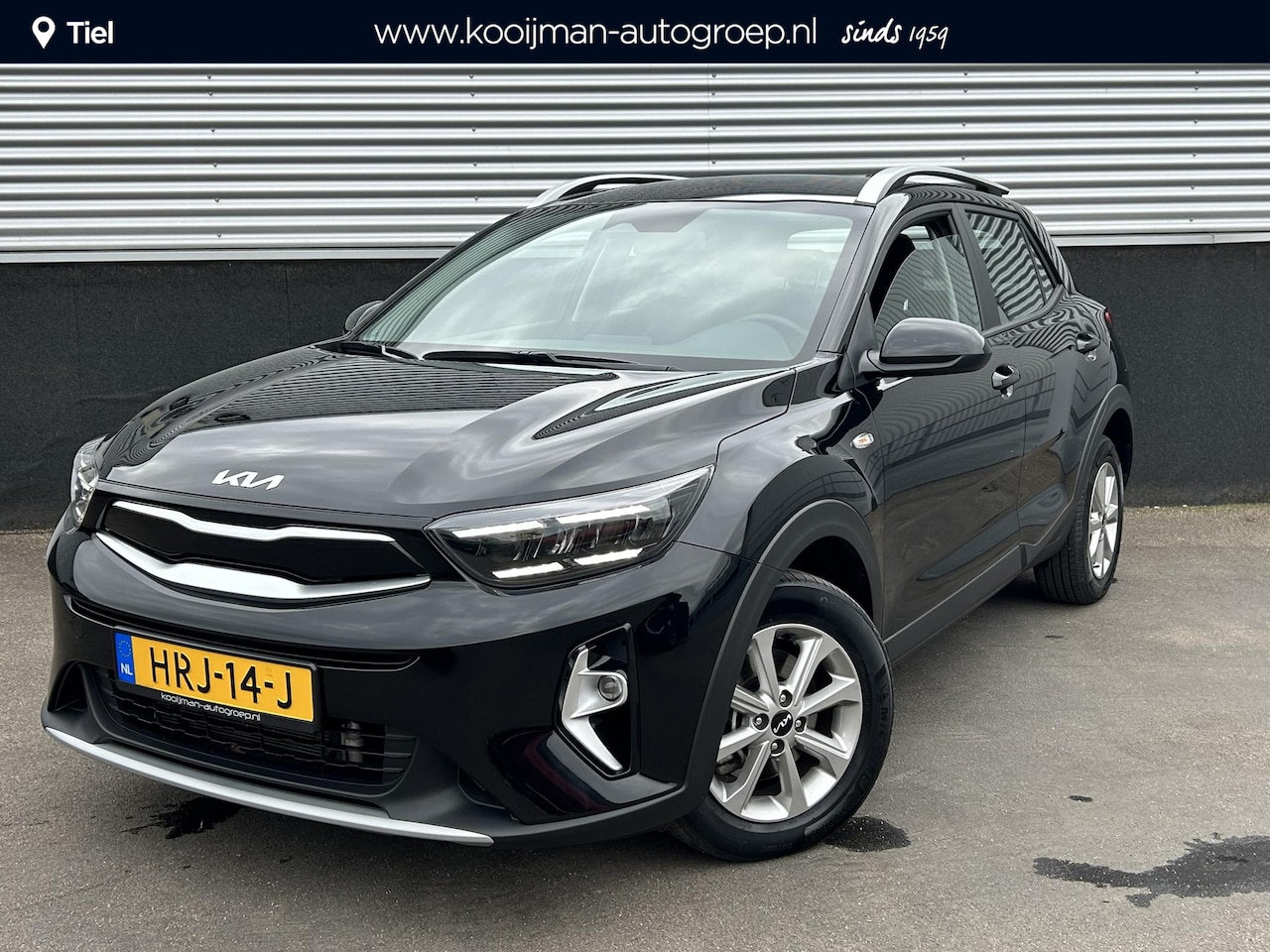Kia Stonic - 1.0 T-GDi MHEV DynamicLine NL-auto, Parkeersensoren, Navigatie, Climate control, Apple Car - AutoWereld.nl