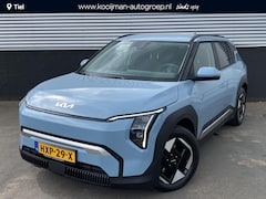 Kia EV3 - Plus 81.4 kWh V2X Nette auto, lage KM stand, dodehoekdetectie, camera, parkeersensoren, st