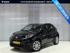 Toyota Aygo X - 1.0 VVT-i S-CVT Play Apple CarPlay/Android Auto , Camera , Cruise Controle , garantie tot