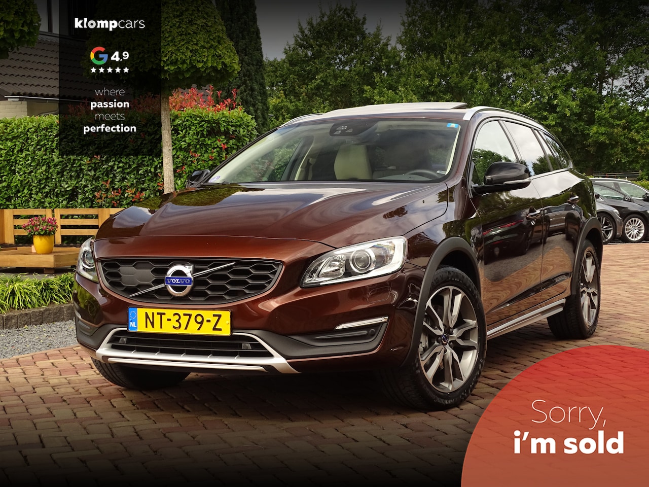 Volvo V60 Cross Country - 2.0 T5 Nordic+ | Schuifdak | Camera | Leer | ad.Cruise | 2e EIG | Topstaat! - AutoWereld.nl