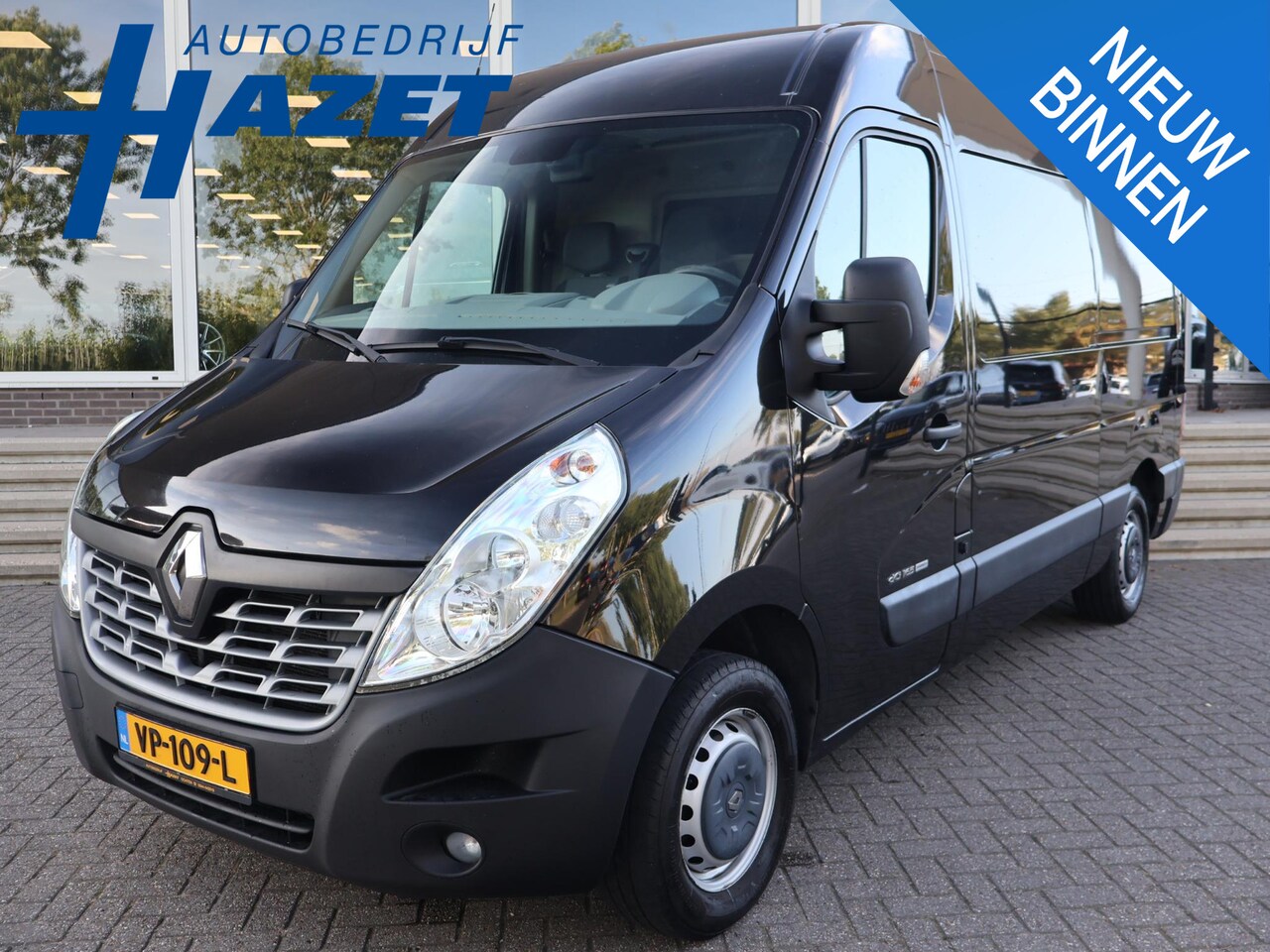 Renault Master - T35 2.3 DCI 165 PK L2H2 *MARGE* + TREKHAAK | NAVIGATIE | CLIMATE | CRUISE CONTROL - AutoWereld.nl