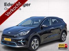 Kia e-Niro - DynamicPlusLine 64 kWh | SOH 100% | 3 Fase laden | Schuif/kanteldak | Half Leder | Andriod
