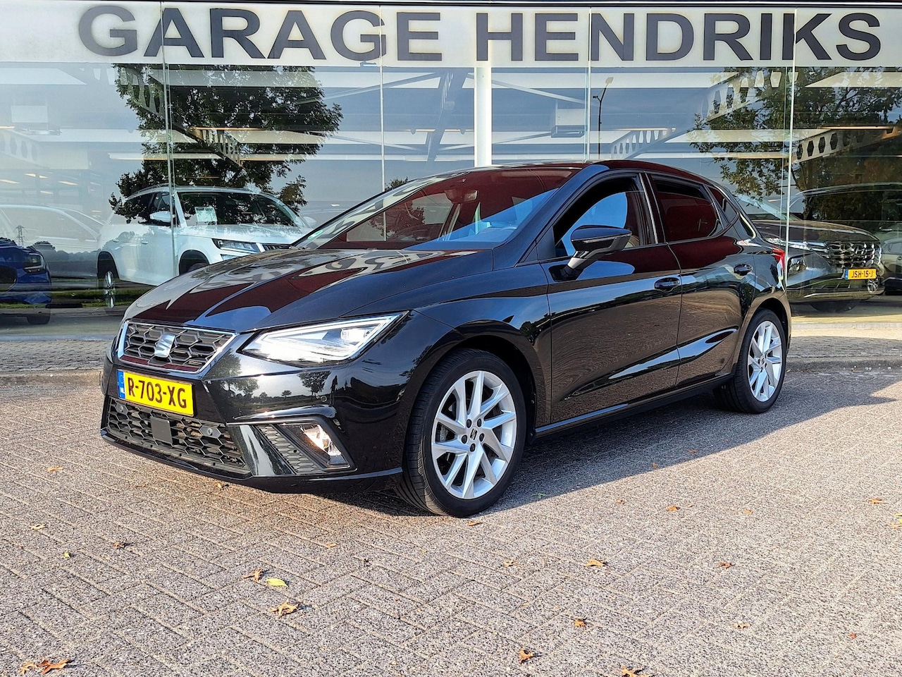 SEAT Ibiza - 1.0 EcoTSI FR | Climate | CC | Apple Carplay/ Android Auto | LED | 17" LM velgen | - AutoWereld.nl