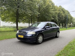 Opel Astra - 1.6 Club*AUTOMAAT*TREKHAAK*APK 07/27