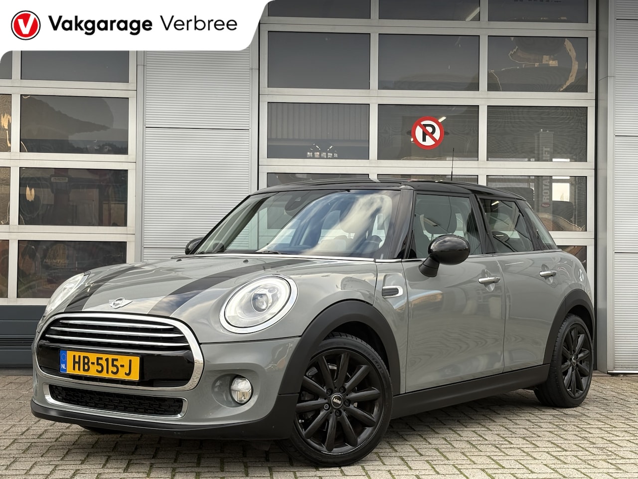 MINI Cooper - Mini 1.5 Chili | Navigatie | LM Velgen 17" | Cruise Control Adaptief | Head-Up Display | P - AutoWereld.nl