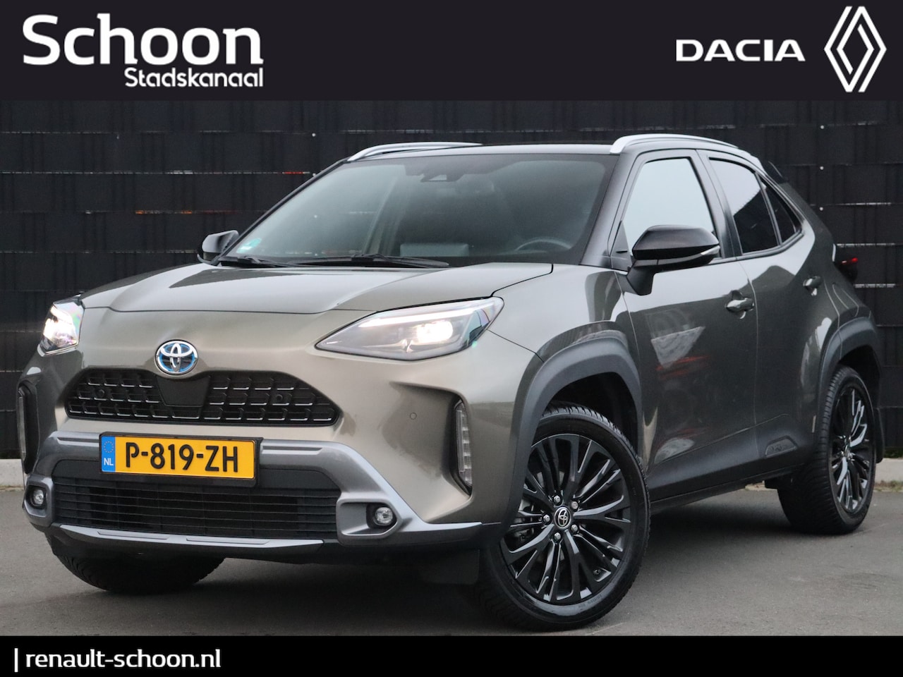 Toyota Yaris Cross - 1.5 Hybrid Adventure | Pano | Adap. Cruise | JBL | Trekhaak | Stoel-/Stuurverwarming | HUD - AutoWereld.nl
