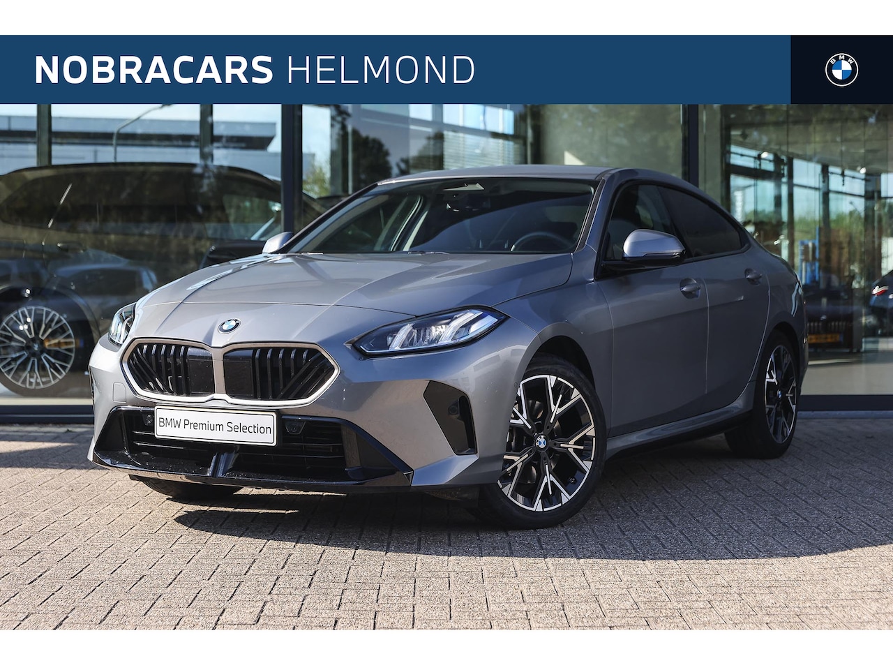 BMW 2-serie Gran Coupé - 220 M Sport Automaat / Sportstoelen / Achteruitrijcamera / PDC / Stoelverwarming - AutoWereld.nl