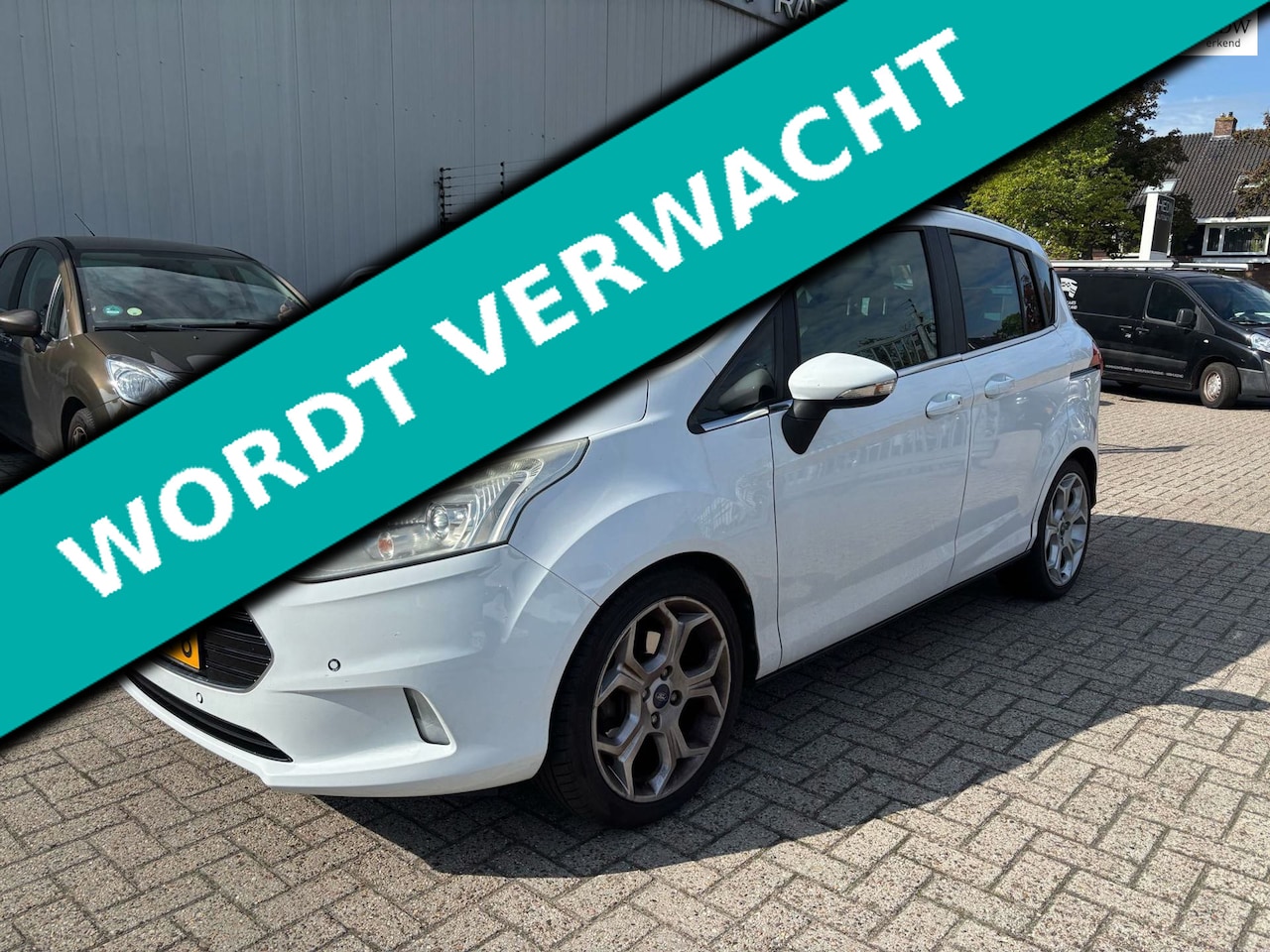 Ford B-Max - 1.6 TI-VCT 105pk Titanium Automaat 1e eig. Clima Pano Trekhaak - AutoWereld.nl