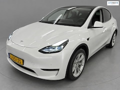 Tesla Model Y - Long Range AWD 75 kWh Trekhaak SOH 89% DEALER OND 1 EIG