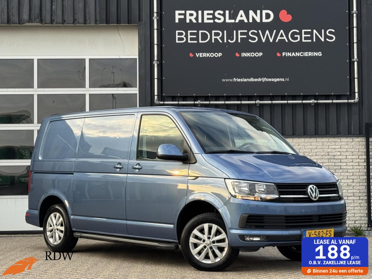 Volkswagen Transporter - 2.0 TDI 150pk Highline Trekhaak/Adapt.Cruise/Carplay/Camera/Navi - AutoWereld.nl