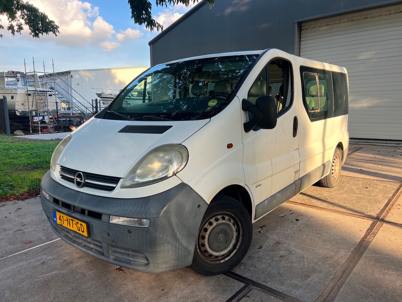 Opel Vivaro Combi - 1.9 DI L1H1 9 persoons - AutoWereld.nl