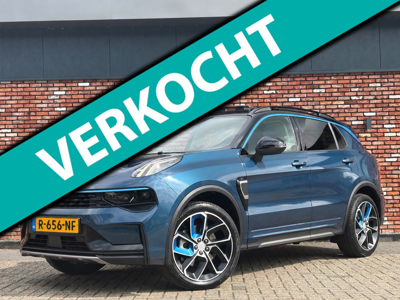 Lynk & Co 01 - 1.5 Pano 360Cam Carplay Led Adap.Cruise Elek.Klep Stoelverw 35000km! - AutoWereld.nl