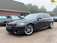 BMW 5-serie Touring - 520i Executive M Sport Lci|Nieuwe Ketting|Alcantara|Navigatie|18 inch M|Xenon|Nette staat