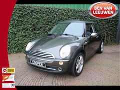 MINI Cooper - 1.6 Park Lane R50 met Pano.dak, Leer, PDC, Clima en 16"