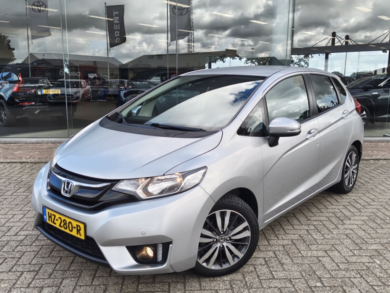Honda Jazz - 1.3 i-VTEC Elegance | Automaat | Sensoren v/a | Navi | Stoelverwarming | - AutoWereld.nl